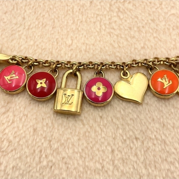 Auth Louis Vuitton M65911 Porte Crecienne Bastille GD Key Chain W/Box - Picture 13 of 14